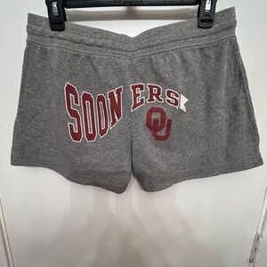 Jones & Mitchell OU Sooners shorts for women-Large